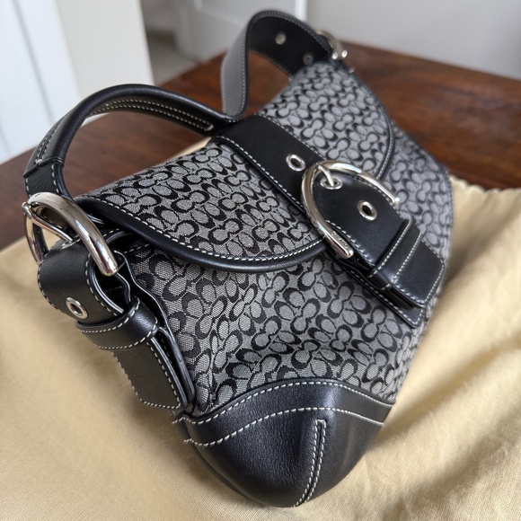 Coach Soho Flap Bag In Signature Textile Jacquard - Picture 2 of 7